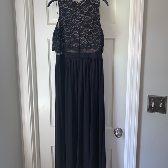 Nightway Black gown w/ a little sparkle - Picture 2 of 4